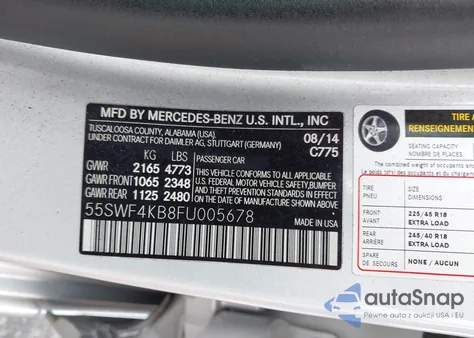 2015 Mercedes-Benz C 300 4Matic z USA, uszkodzony, nr VIN 55SWF4KB8FU005678